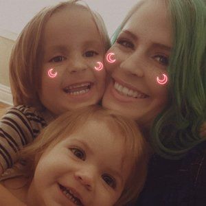 Meet your Posher, Ana